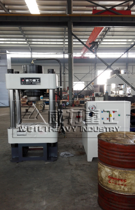 100噸兩梁四柱液壓機(YW31-100T)二梁（liáng）四柱液壓機
