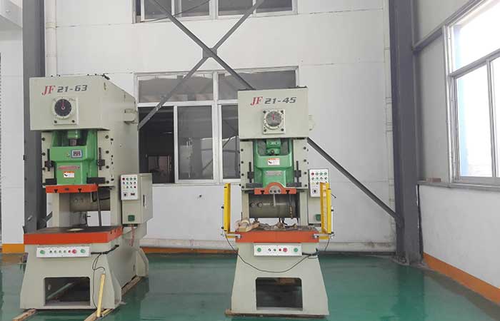45噸開式氣動衝床JF21-45T