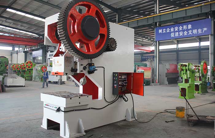 160噸鋼板固定台衝床JB21-160T