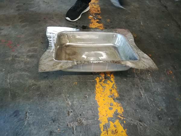 灰鬥（dòu）車