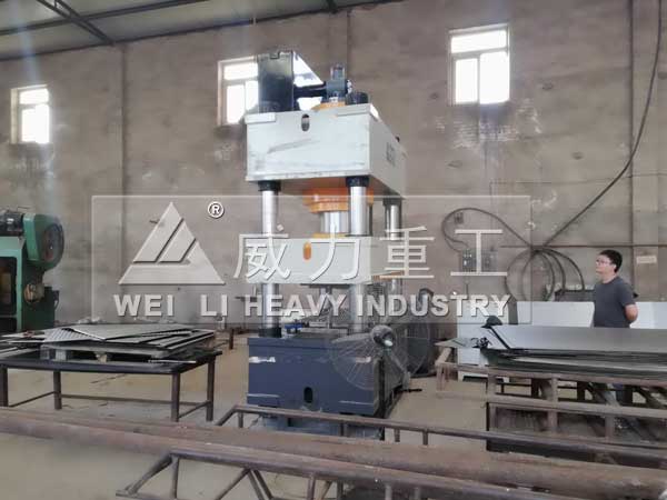 玻璃鋼液壓（yā）機