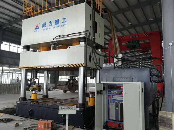 玻璃（lí）鋼化糞（fèn）池模壓液壓機（jī）