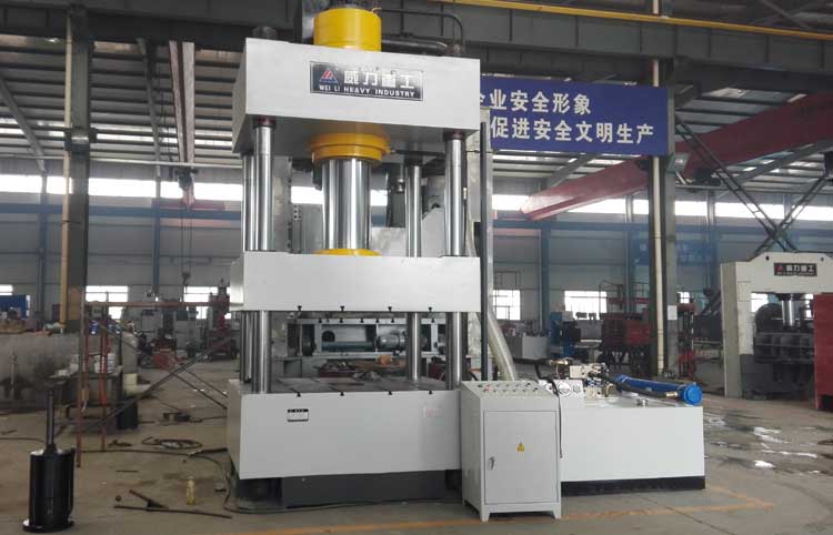 SMC電纜線（xiàn）槽成型液壓機