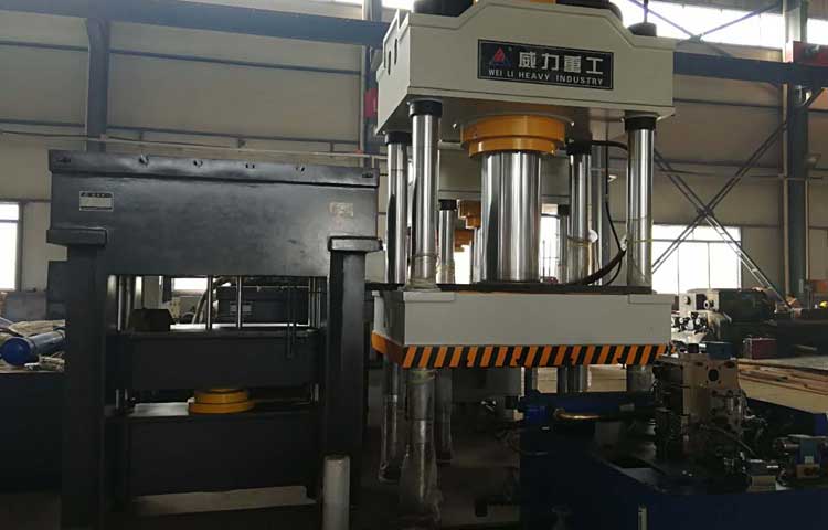 玻璃（lí）鋼水箱板熱（rè）壓成型液（yè）壓（yā）機（jī）