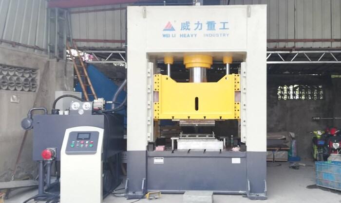 萬向節聯軸器熱鍛成型液壓機（jī）