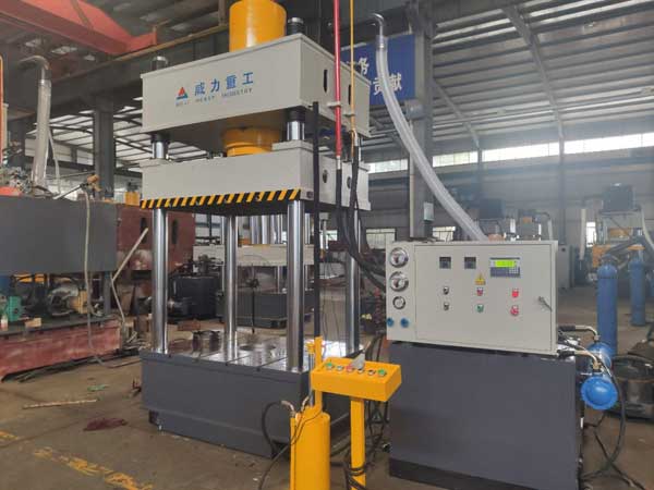 複合材料漏糞板模壓成（chéng）型液壓機